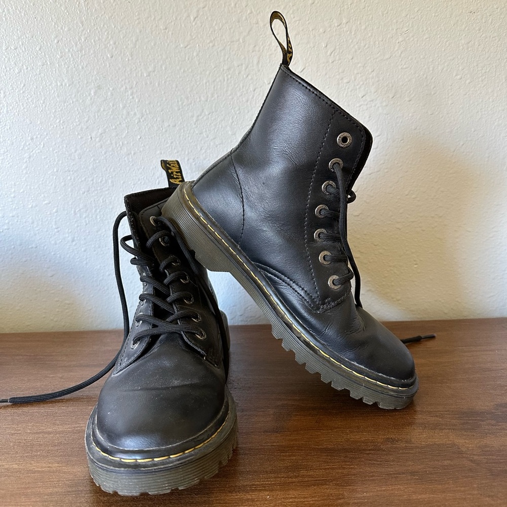 Women’s Doc Marten’s